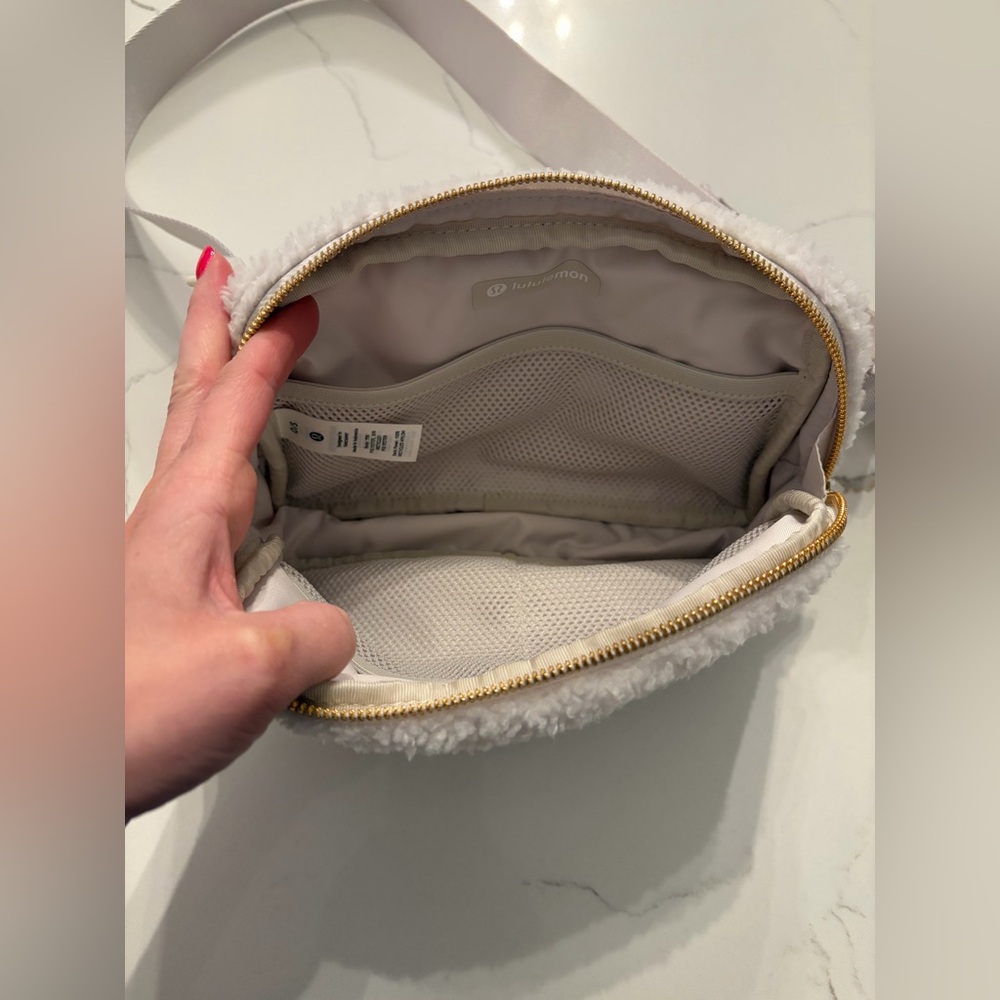 lululemon athletica Cream Sherpa Crossbody with Gold Accent - Picture 2 of 2